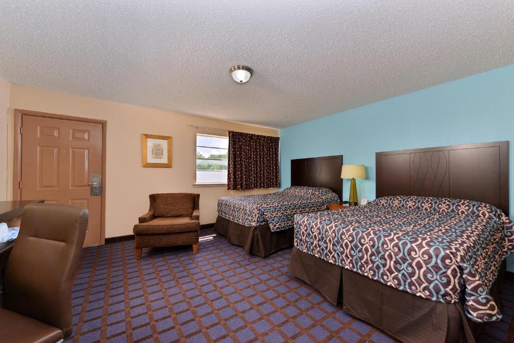 Double Room with Two Double Beds interior